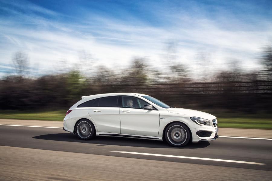  Mercedes-AMG CLA45 Shooting Brake 2015 года  (UK) (фото 3 из 30)